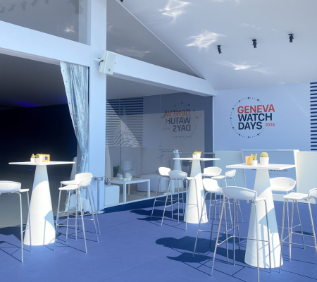 Mange-debout & Tabourets